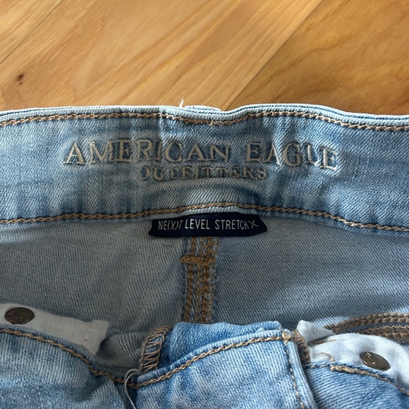 American Eagle Women's Next Level Stretch Super Hi Rise Shorts Sz 6 - Picture 2 of 5